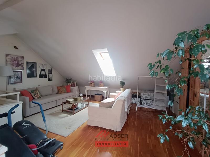 Foto 26721fcf-a23f-4dce-adac-a41443901435. Casa adossada amb calefacció aparcament piscina a Logroño