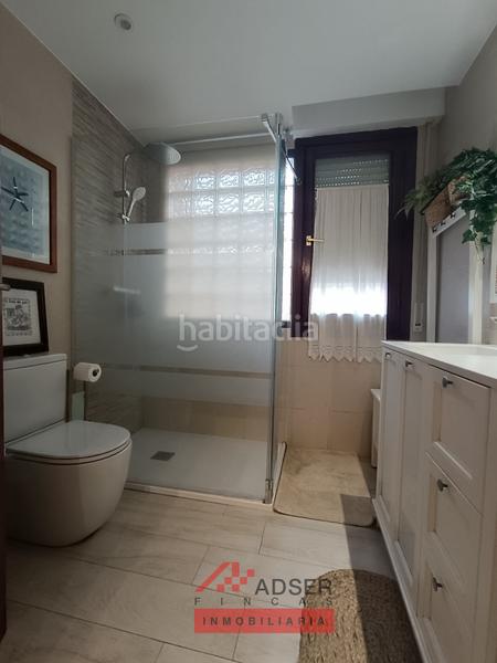 Foto 57bffa37-0236-4ab3-8e69-389938956f38. Casa adossada amb calefacció aparcament piscina a Logroño