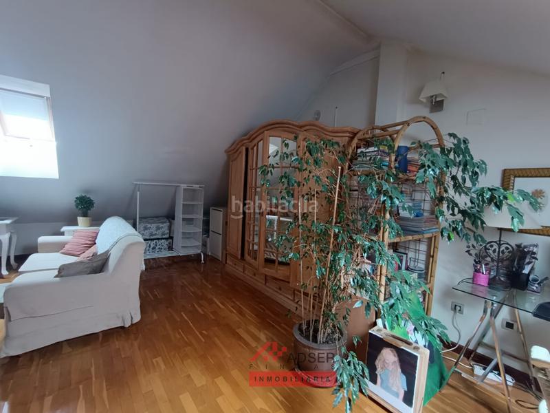 Foto 6f206b2a-5b11-4bab-a363-7f37fce01a73. Casa adossada amb calefacció aparcament piscina a Logroño