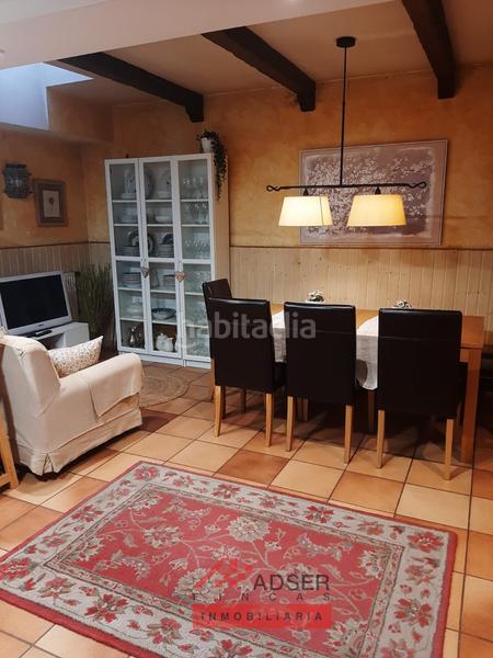 Foto 7f19187e-399a-4878-9815-1d411dc9ae0d. Casa adossada amb calefacció aparcament piscina a Logroño