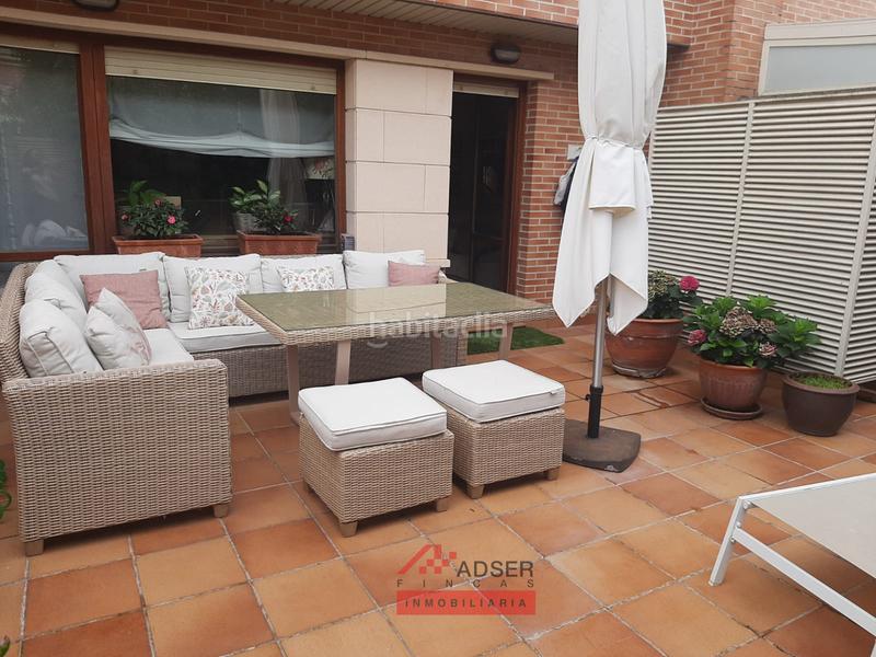 Foto af114cc6-41f1-4ea1-b7e8-42aa78051d49. Casa adossada amb calefacció aparcament piscina a Logroño