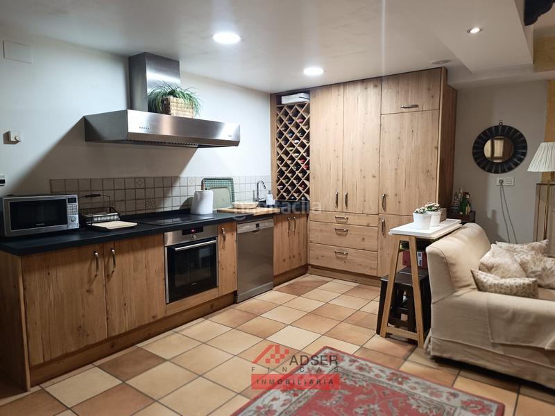 Foto f48024c4-929b-42d2-ad88-6c9e7696c499. Casa adossada amb calefacció aparcament piscina a Logroño