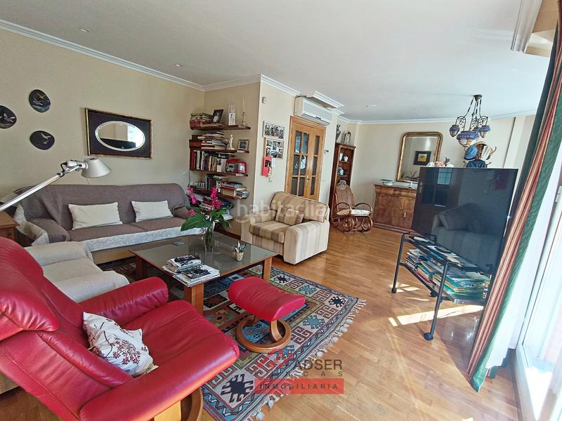 Foto 4bda8a3a-f5b8-469b-bd99-b5278f5eb303. Casa a schiera con riscaldamento parcheggio piscina in Logroño