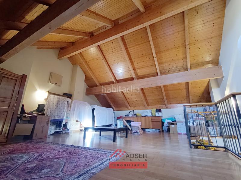 Foto 6fe66ac7-5a0d-47a7-bff5-8abe08be23e5. Casa a schiera con riscaldamento parcheggio piscina in Logroño