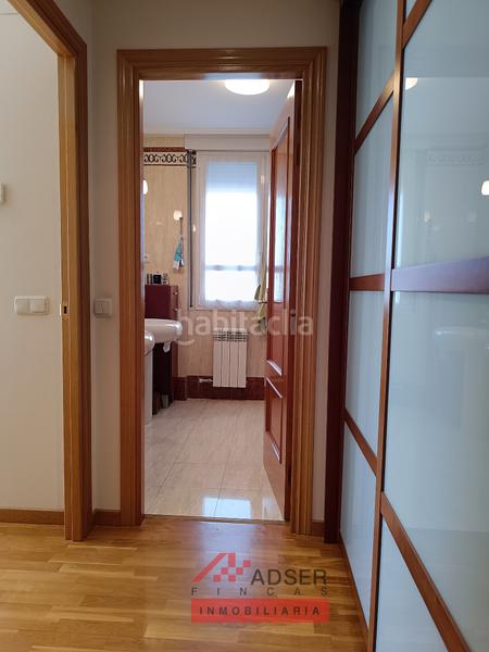 Foto 787a9a90-a742-40b6-809b-084487ebfb1c. Casa a schiera con riscaldamento parcheggio piscina in Logroño