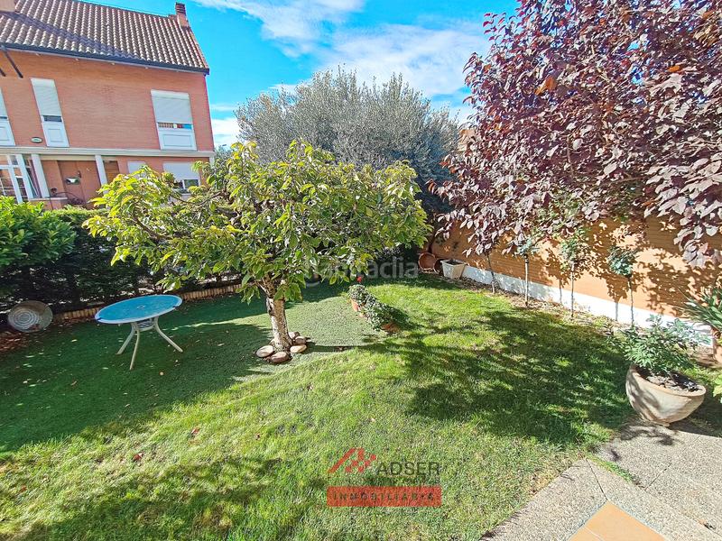 Foto 885cfb85-543f-4b53-a0be-7e01ea696a96. Casa a schiera con riscaldamento parcheggio piscina in Logroño