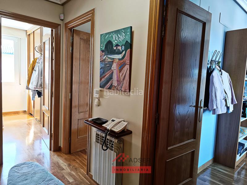 Foto f66eadf3-2a16-41be-8da6-5aefcd380e8f. Casa a schiera con riscaldamento parcheggio piscina in Logroño