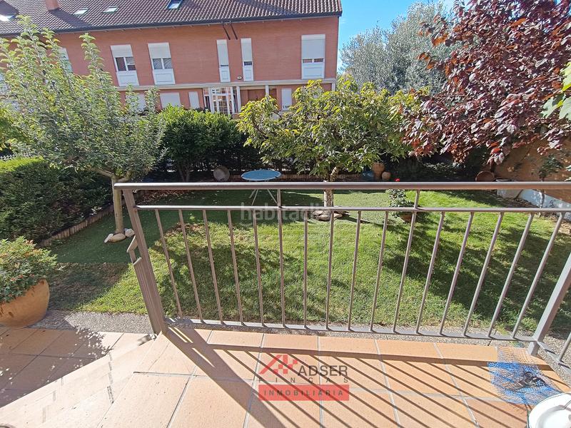 Foto f7752230-7c49-474b-baa8-8aa81dfbefa7. Casa a schiera con riscaldamento parcheggio piscina in Logroño