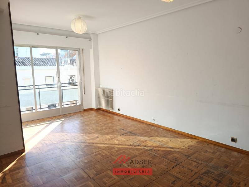 Foto 538bebf8-8819-47fa-bb40-16e1c536d810. Appartement avec chauffage dans Jesuitas Logroño