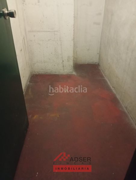 Foto f4cb4f70-d42c-4554-bf27-b2195329d7f9. Aparcament cotxe a Residencia Logroño