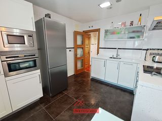 Pis  Logroño - cl sequoias. Planta baja con mas de 60 metros de terrazas y merendero