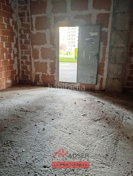 Foto 3eba1b4e-9852-4261-81e3-de92309af645. Local comercial a Los Lirios Logroño