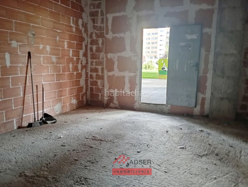 Foto bbb81d8c-7479-405b-9227-ca4853b6d272. Local comercial a Los Lirios Logroño
