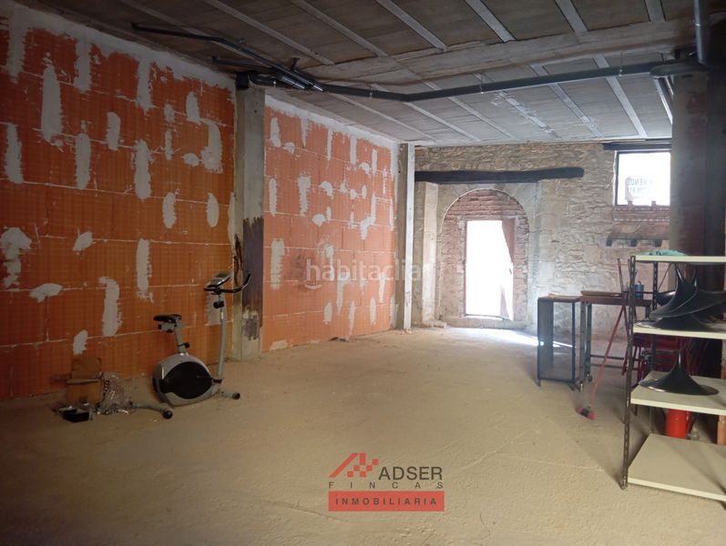 Foto 7b4d2ccd-73a8-48d2-8c8b-61a50da7d9b5. Local comercial a Jesuitas Logroño