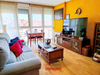 Pis  Villamediana de iregua - travesia partecortijo. Exclusiva!! 2 habitaciones  1 baño garaje y trastero con piscina