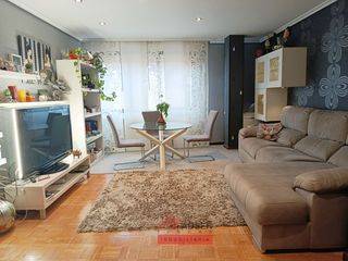 Piso  Logroño - cl beratua. Piso zona oesteparque del ebro de  3 dormitorios 2 baños y trast
