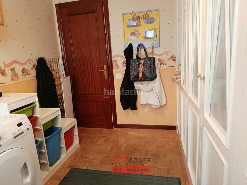 Foto 5ab27c6c-c71b-4264-95a6-f6de800fe78d. Flat with heating in Oeste Logroño