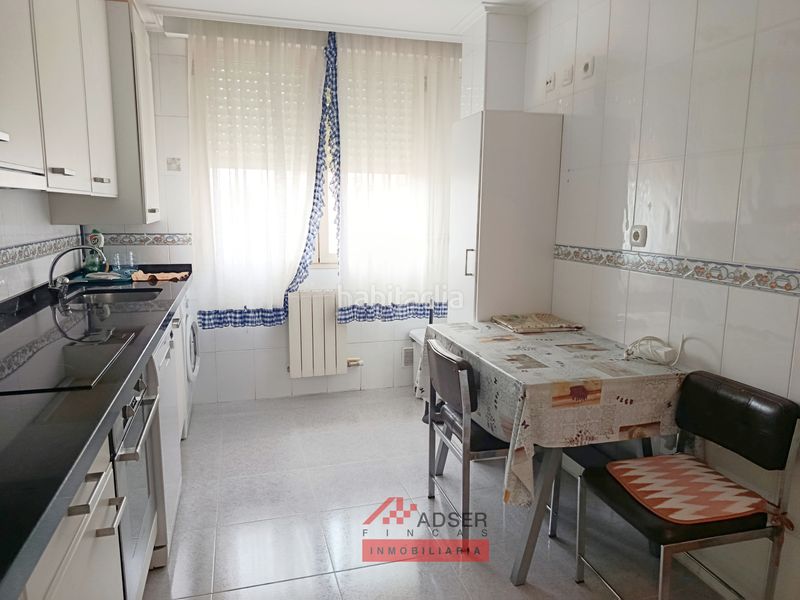 Foto ddfef0df-051d-4496-a9b8-448d6304cbb2. Flat with heating parking in Cascajos - Piqueras Logroño