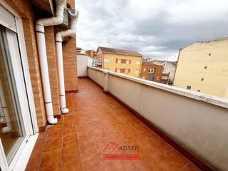 Piso  Villamediana de iregua - portillo. Atico dúplex con terraza y cuatro dormitorios, villamediana de i
