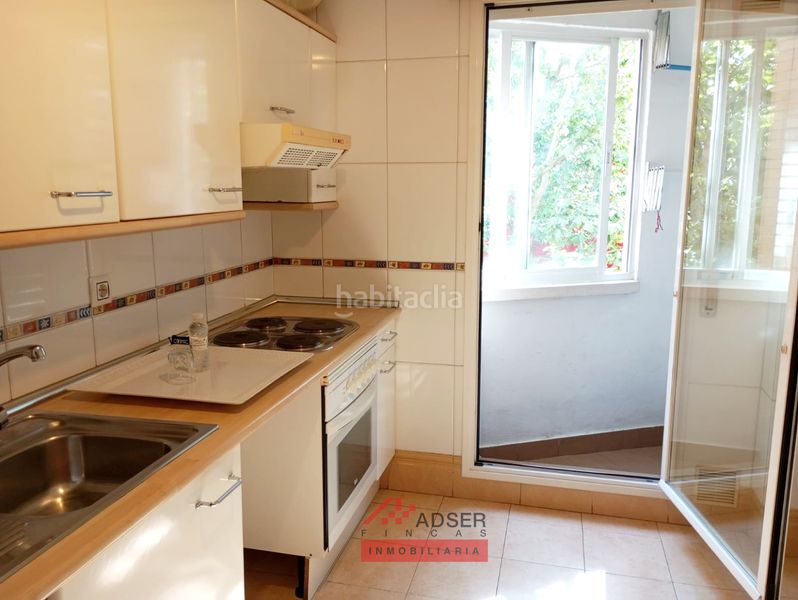 Foto ccd79d88-4f17-41a9-bb3b-a8a6ed069777. Pis amb calefacció aparcament a Cascajos - Piqueras Logroño