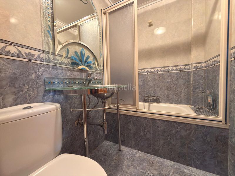 Foto 18c575b6-62b8-4d94-a646-76c720f8bc5a. Casa amb aparcament piscina a Avenida Madrid Logroño