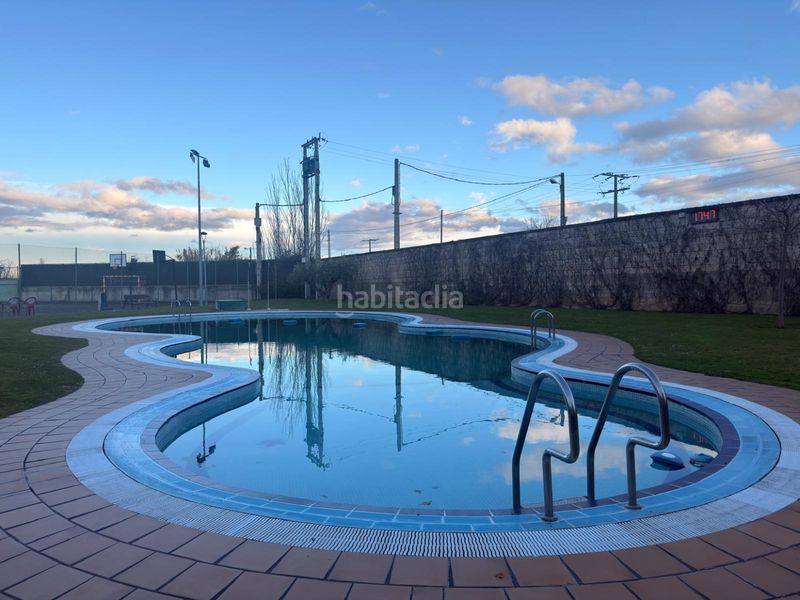 Foto 33edfb98-40b9-4552-916a-31612d5be926. Casa amb aparcament piscina a Avenida Madrid Logroño
