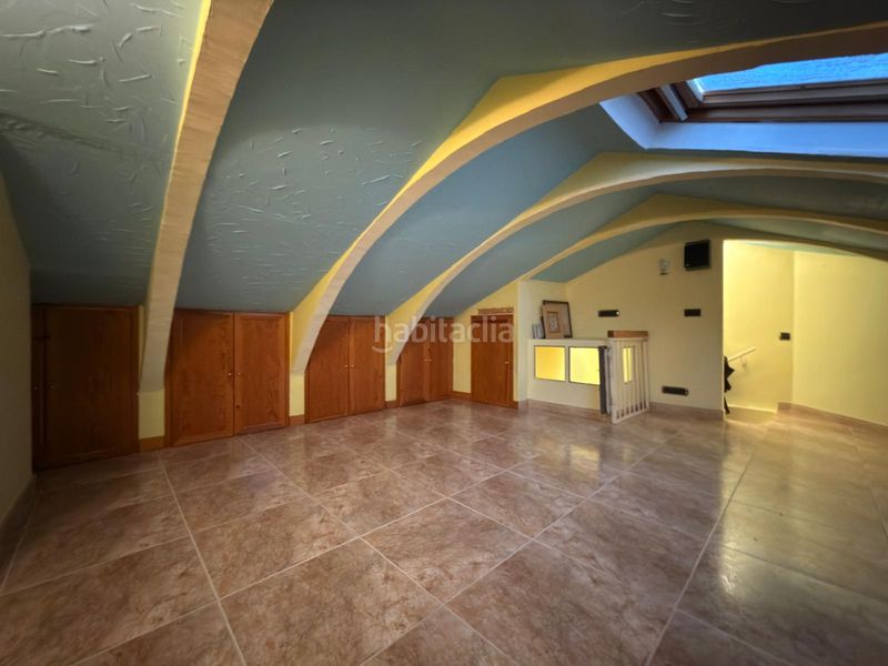 Foto 4329f249-ed3b-49e6-91e9-7910aa9d10c1. Casa amb aparcament piscina a Avenida Madrid Logroño