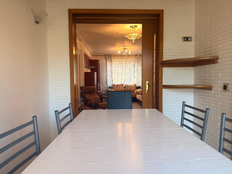 Foto 469d096f-4eb9-4fdc-b376-7c281a47ee24. Casa amb aparcament piscina a Avenida Madrid Logroño