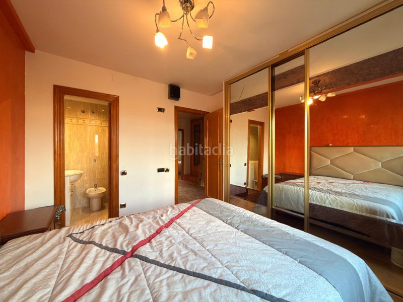 Foto 5b7055e3-55b0-40c5-ad21-a2b2f61f3388. Casa amb aparcament piscina a Avenida Madrid Logroño