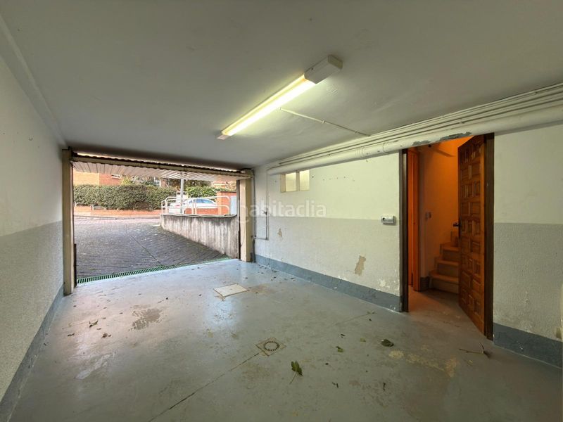 Foto 96a93162-8db0-48b1-8604-a8c7a7c012dd. Casa amb aparcament piscina a Avenida Madrid Logroño