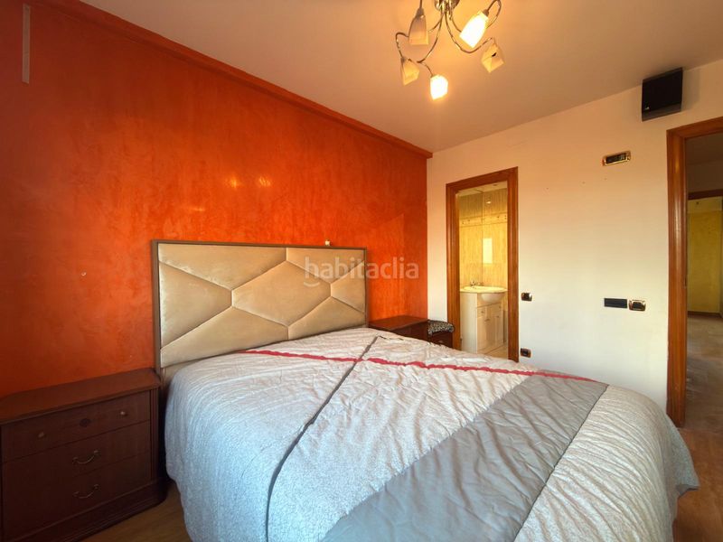 Foto bb3e6fa4-393e-405d-bb51-74abf55769de. Casa amb aparcament piscina a Avenida Madrid Logroño