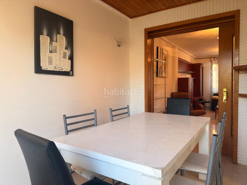 Foto d00c1218-fbab-4b76-929a-54463b8e08e9. Casa amb aparcament piscina a Avenida Madrid Logroño