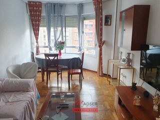Flat  Logroño - avenida solidaridad. Adser fincas inmobiliaria presenta piso en venta, situado en la