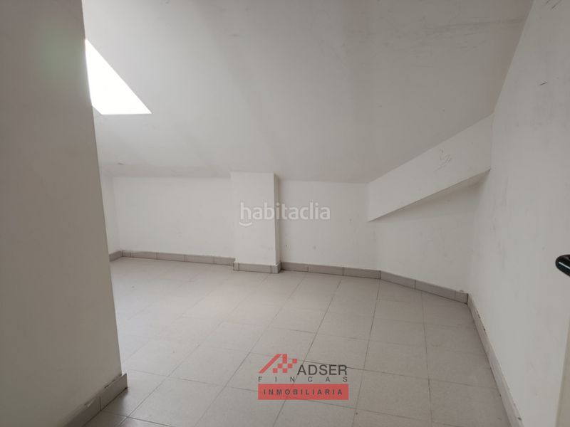 Foto d048d8da-2a4c-4ef2-9bbe-e68892b09654. Pis amb calefacció aparcament a San Adrián Logroño