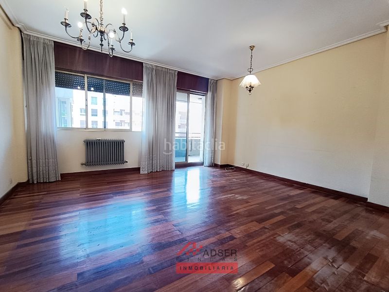 Foto 086df07e-a0b6-4f4a-a484-a804385baacd. Flat with parking in Gran Via Logroño