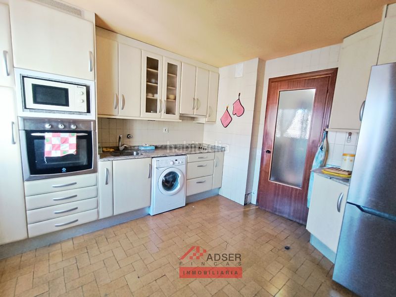 Foto 12162490-9859-46cc-a86a-0be0b8c89ceb. Flat with parking in Gran Via Logroño