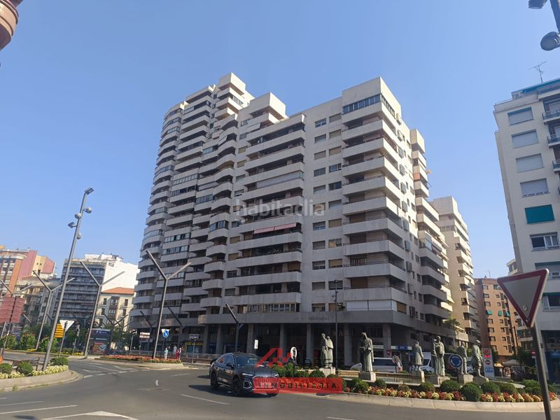 Foto 3d3e22f4-95bc-43e5-ace7-40dba5ca03ee. Flat with parking in Gran Via Logroño
