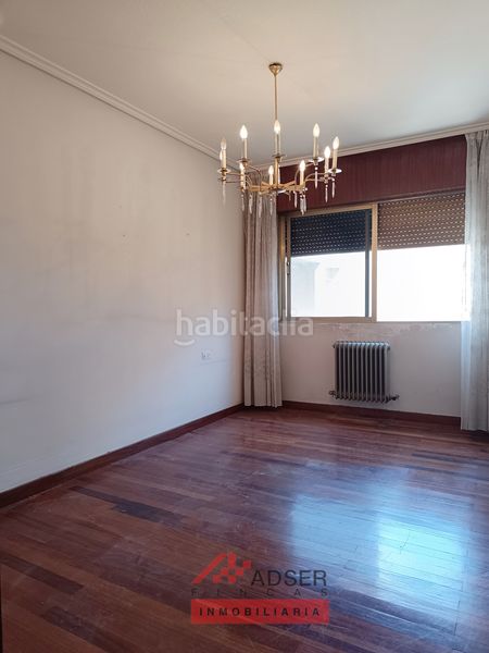 Foto dd6dd48f-61aa-4a56-8dc9-9b7fa014ede8. Flat with parking in Gran Via Logroño