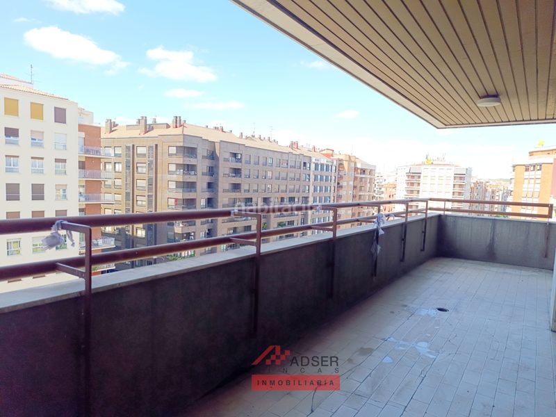 Foto fc40c817-06cf-4f83-bee8-3ea2d6d4e00a. Flat with parking in Gran Via Logroño
