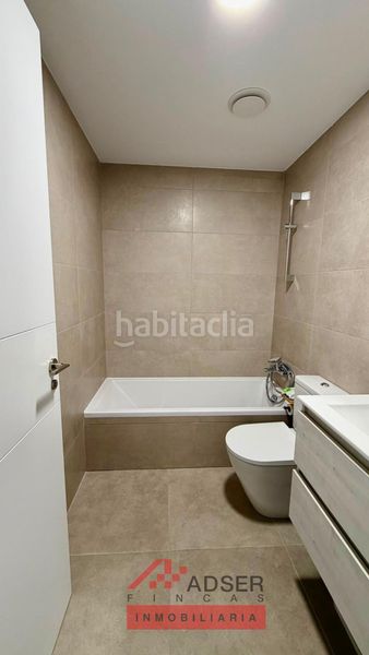 Foto 6cc273cf-d68f-4b5f-b9bf-e2a423285b18. Flat with heating parking pool in San Adrián Logroño