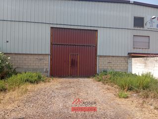 Nau industrial  Logroño - carretera laguardia. Adser fincas presenta pabellon en venta  en zona carretera lagua