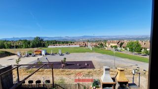 Pis  Sojuela - cl los pinos. Duplex en sojuela 3 dormitorios,2 baños,terraza,garaje y traster