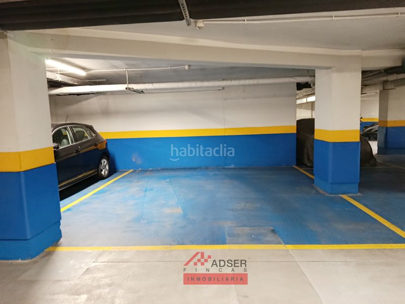 Foto b9e968f3-5ce7-4d86-a3c6-15f345a3a08e. Pis amb calefacció aparcament a Gran Via Logroño