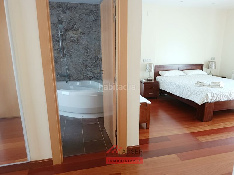 Foto 022b5f93-8bb2-418c-96b3-3d42be978957. Casa aparellada amb calefacció aparcament piscina a Navarrete