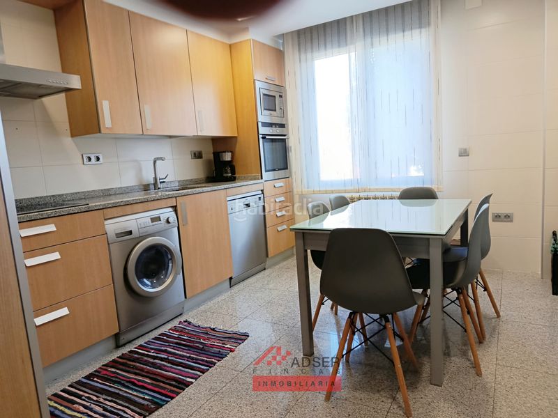 Foto 10a227d9-f9c0-4bd4-94ac-ba045cfeec5e. Casa aparellada amb calefacció aparcament piscina a Navarrete