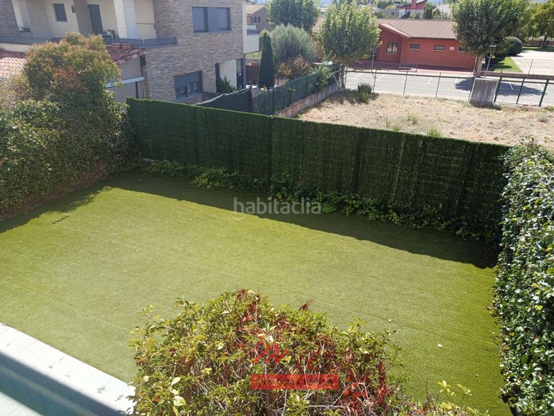 Foto e0f5e2b3-4c5d-4c26-97d3-3381759f33b5. Casa aparellada amb calefacció aparcament piscina a Navarrete