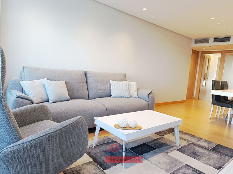 Foto 7e055a56-cd28-4da0-b74d-8499229868ff. Flat with heating parking pool in San Adrián Logroño