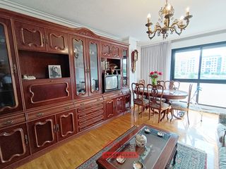 Appartement  Logroño - ingenieros pino y amorena. Piso en el centro con garaje y trastero 3 habitaciones 2 baños