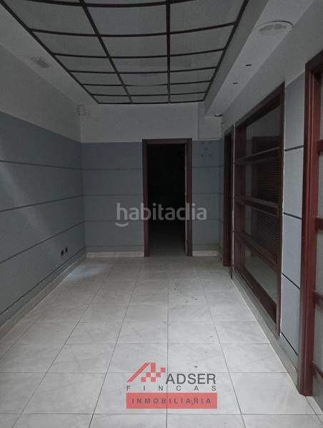 Foto c8d0e743-6a40-4a0d-a4fb-6031895caf22. Lloguer local comercial a Gran Via Logroño