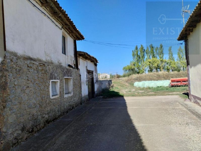 Foto d44bde6e-522c-4853-a6ec-201648130d02. Casa a Alar del Rey